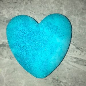 ASMR heart chalk reform (crushing)